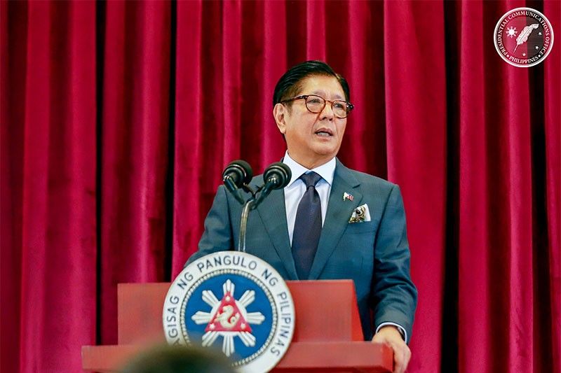Tingkat kepuasan terhadap Presiden Marcos anjlok ke 33% di 2025